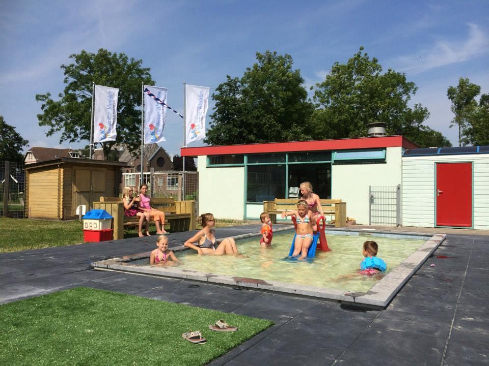 De Rozenbottel Villa Tzummarum Eksteriør bilde